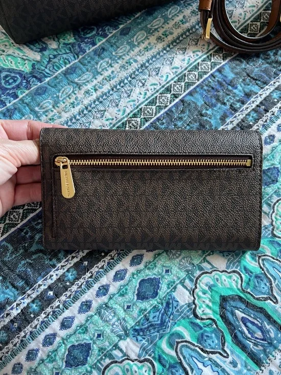 MICHAEL KORS Brown Logo Dome Satchel with Matching Wallet and Strap - Picture 2 of 7